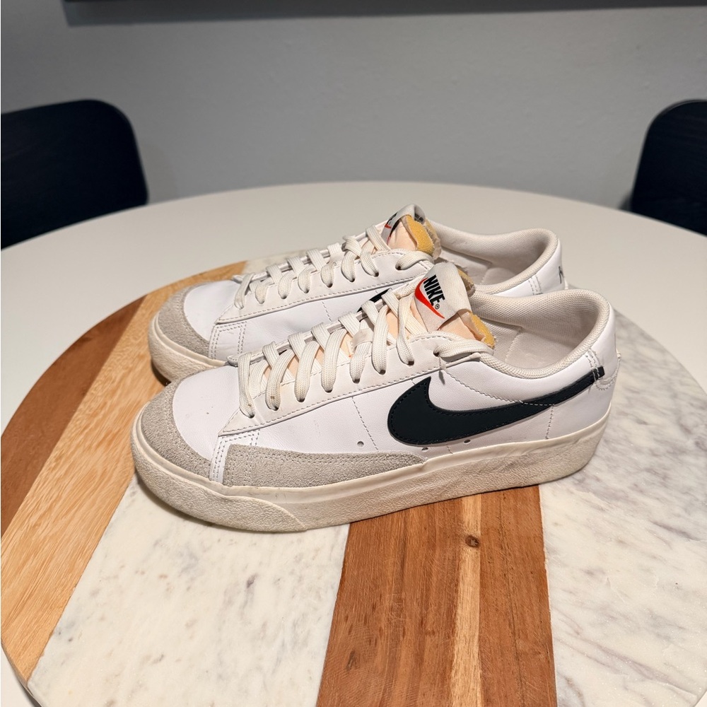 Nike Women Blazer Low White Sneakers with black swoosh